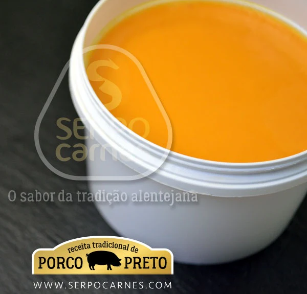 Banha de Cor de Porco Preto Serpocarnes